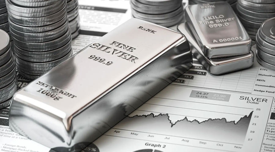 پیش بینی آینده نقره + چشمانداز قیمت، تقاضا و نقش آن در اقتصاد جهانی پیش بینی قیمت نقره در سال 2026